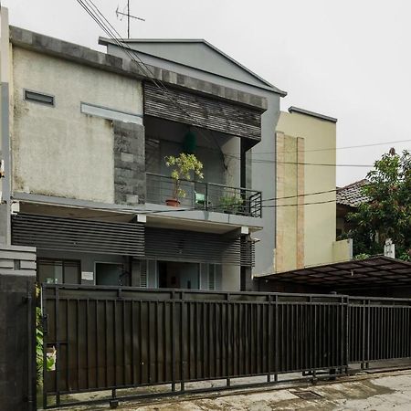 Reddoorz Syariah Near Pondok Indah Mall 3 Jakarta Eksteriør billede